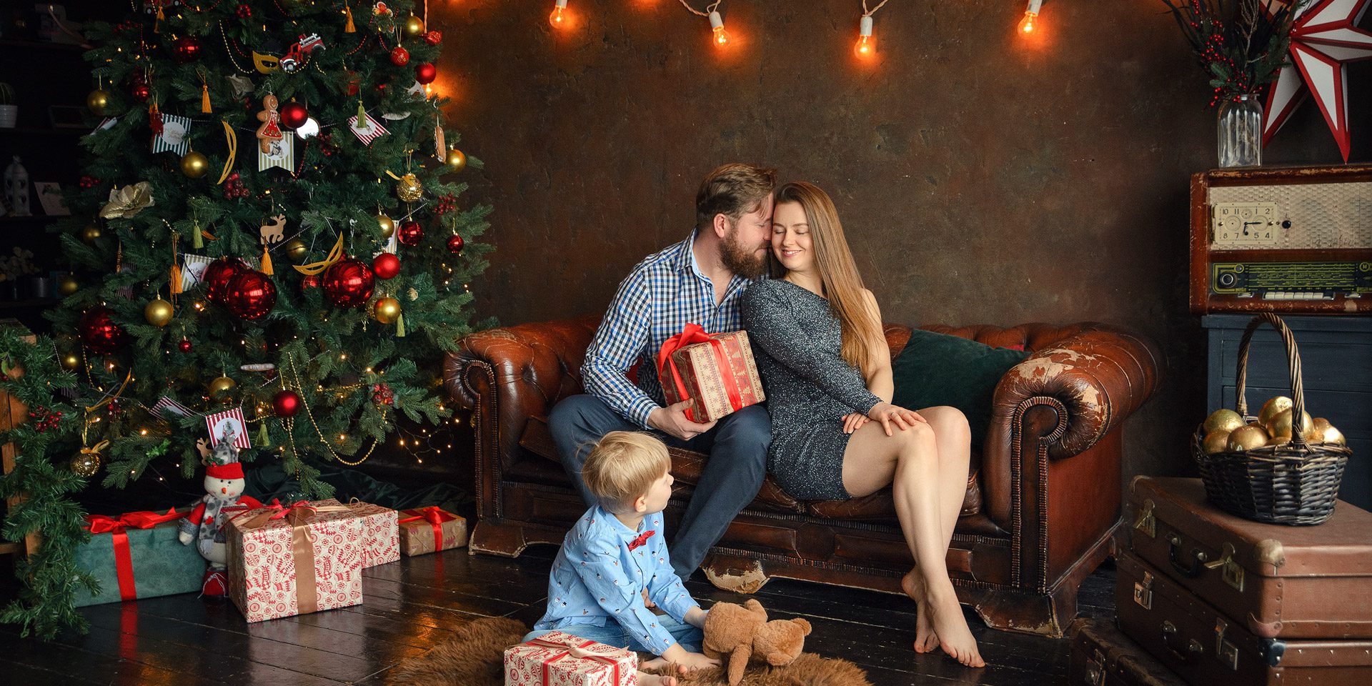 Семейная новогодняя фотосессия в Екатеринбурге Семейная новогодняя фотосессия в Екатеринбурге